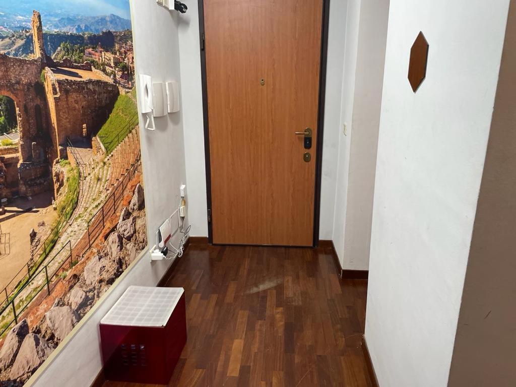 Locami Holiday&Rooms Suite Jolanda 카타니아 외부 사진