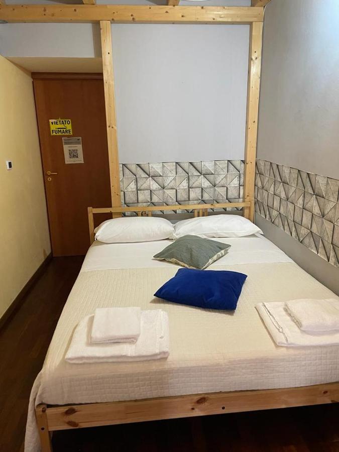 Locami Holiday&Rooms Suite Jolanda 카타니아 외부 사진